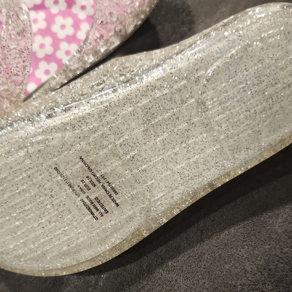White and Pink Glitter Sandals with Textured Soles - Picture 3 of 7